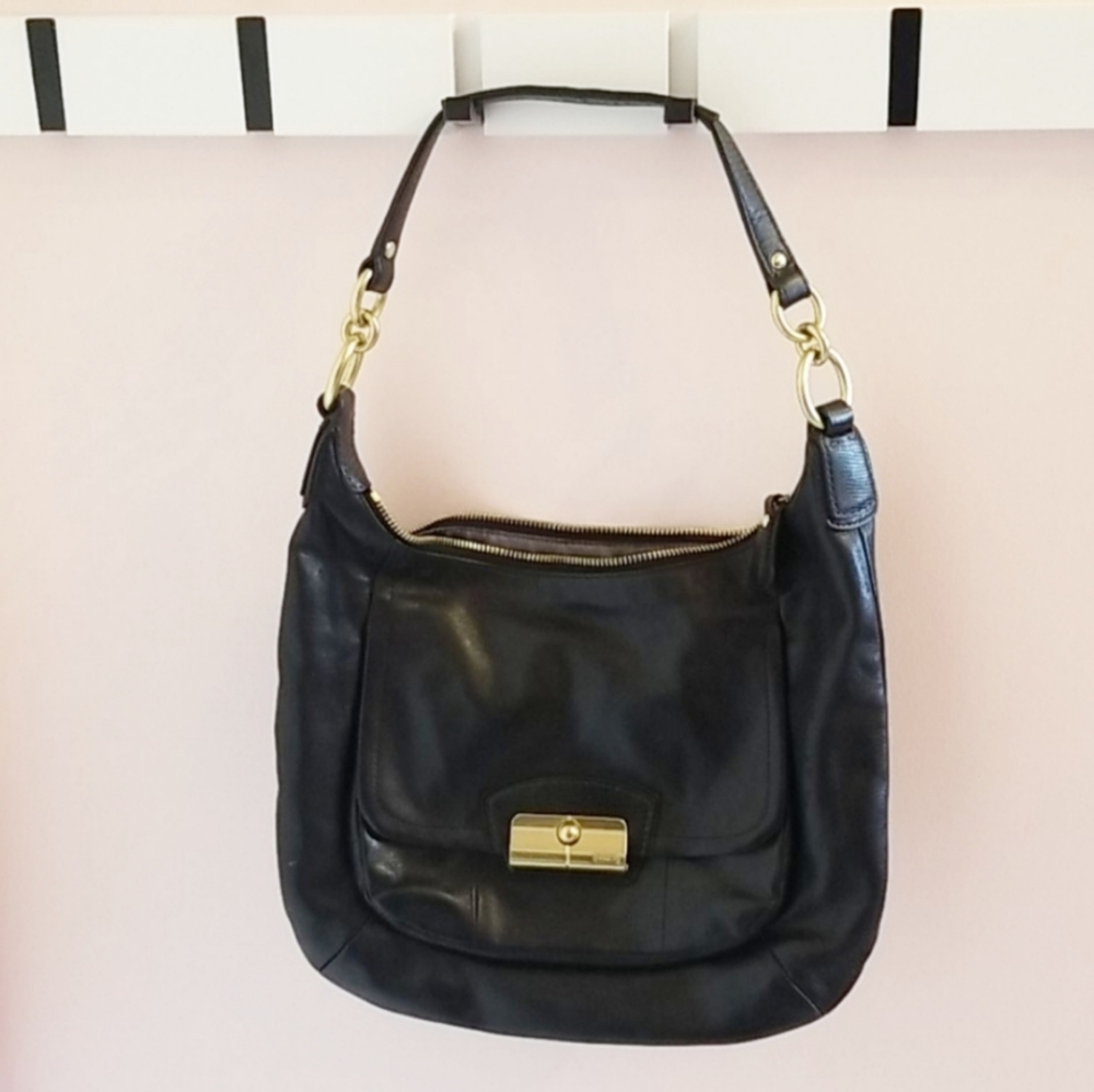 COACH black leather handbag - Picture 1 of 12